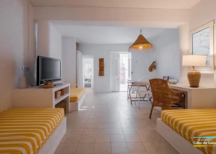 Casa Amarilla